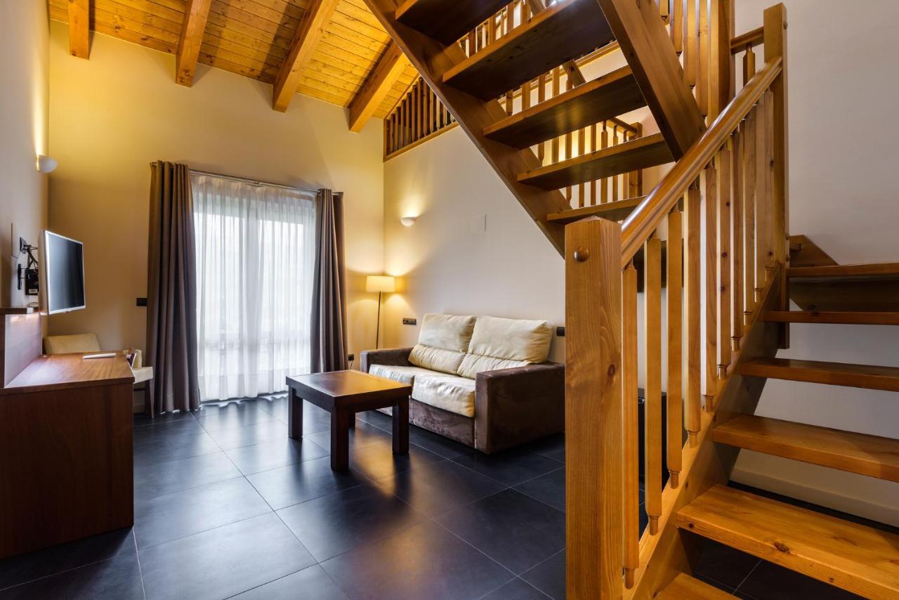 Hotel Spa Aguas De Los Mallos Murillo de Gállego Esterno foto