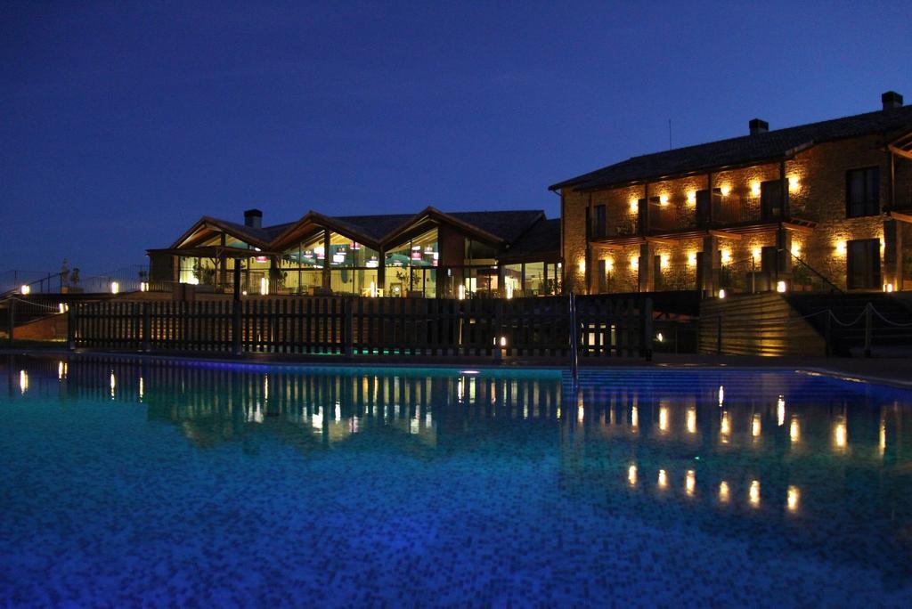 Hotel Spa Aguas De Los Mallos Murillo de Gállego Esterno foto